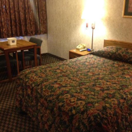 Richmond Inn And Suites المظهر الخارجي الصورة