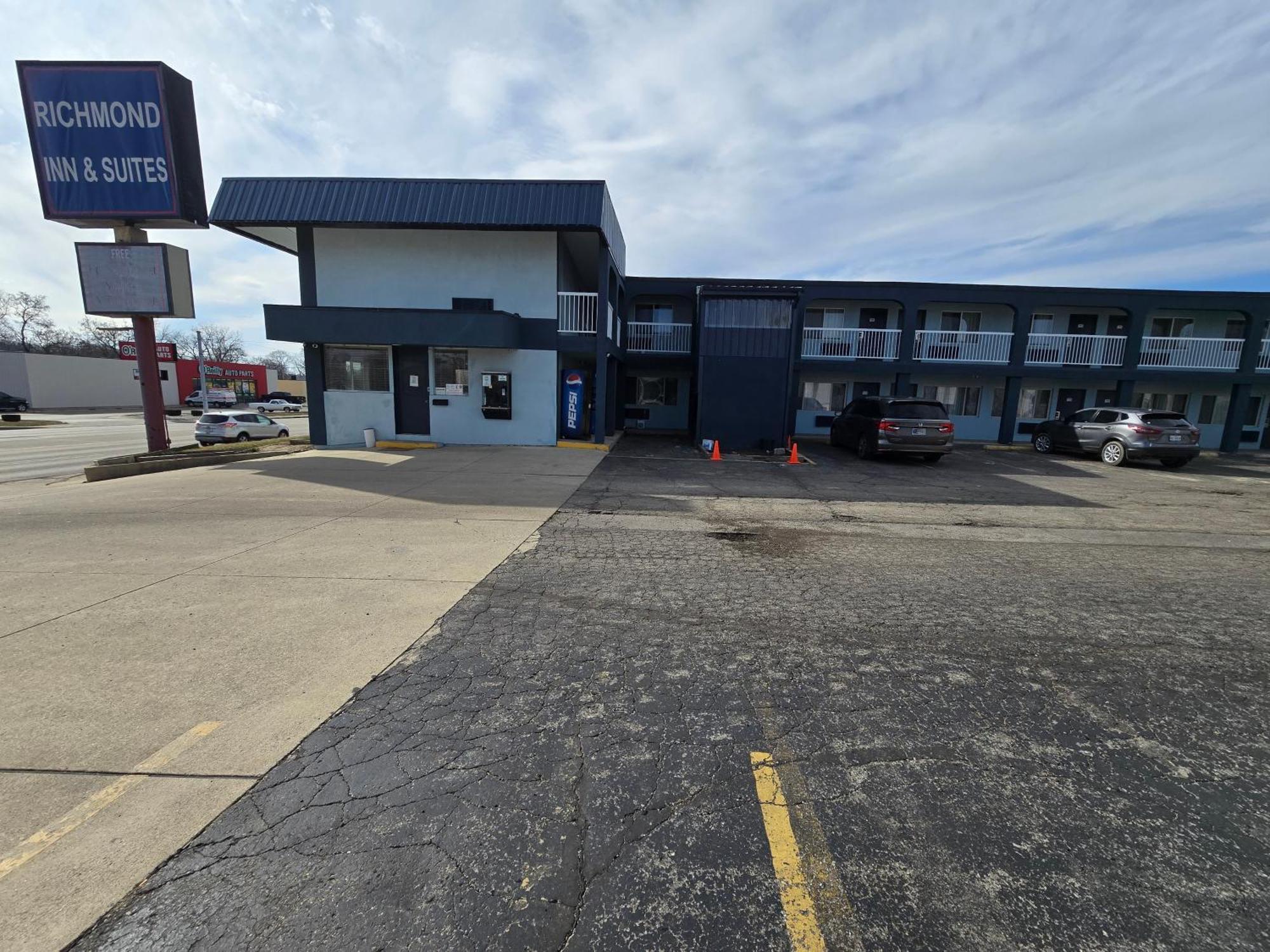 Richmond Inn And Suites المظهر الخارجي الصورة
