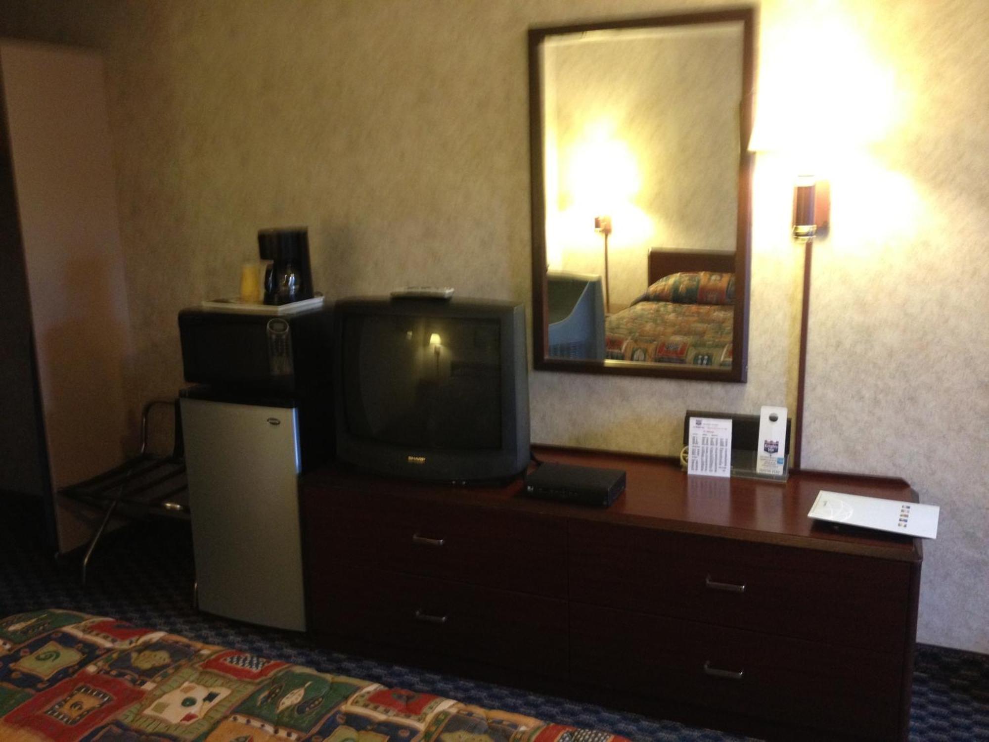 Richmond Inn And Suites المظهر الخارجي الصورة