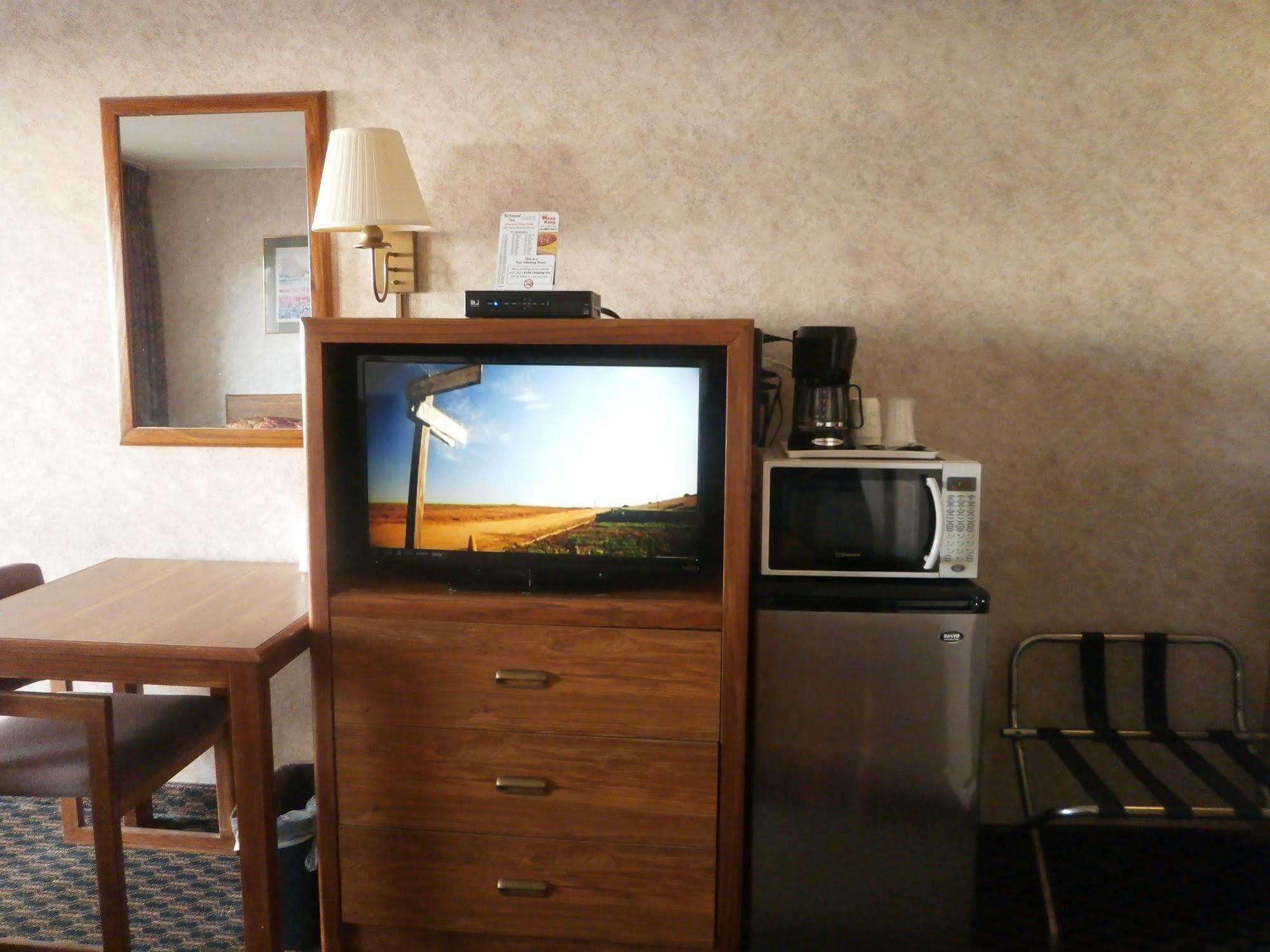 Richmond Inn And Suites المظهر الخارجي الصورة